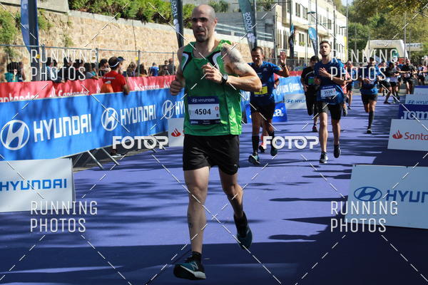 Buy your photos of the eventMeia Maratona Porto 2019 on Fotop