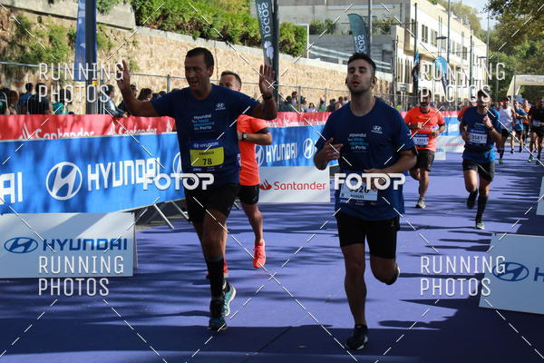 Buy your photos of the eventMeia Maratona Porto 2019 on Fotop