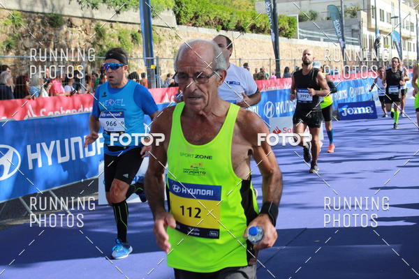 Buy your photos of the eventMeia Maratona Porto 2019 on Fotop