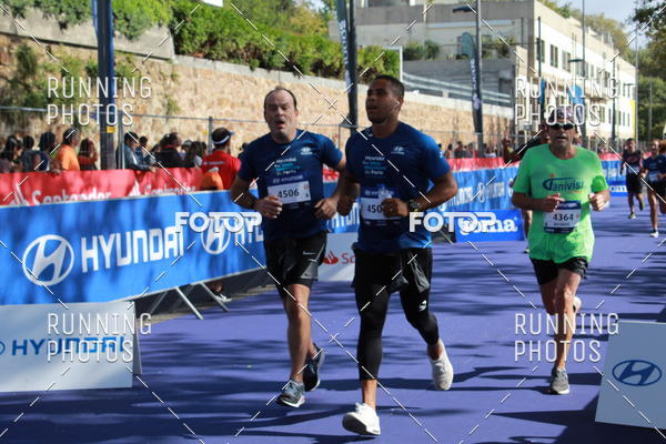 Buy your photos of the eventMeia Maratona Porto 2019 on Fotop