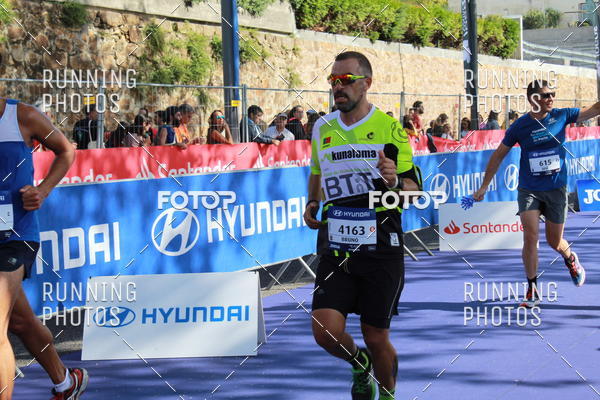 Buy your photos of the eventMeia Maratona Porto 2019 on Fotop
