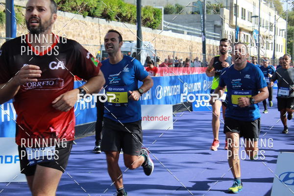 Buy your photos of the eventMeia Maratona Porto 2019 on Fotop
