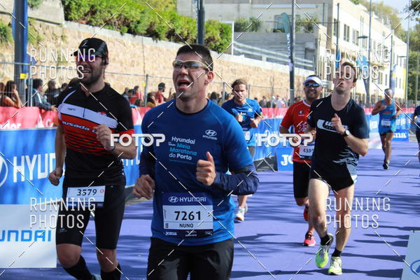 Buy your photos of the eventMeia Maratona Porto 2019 on Fotop