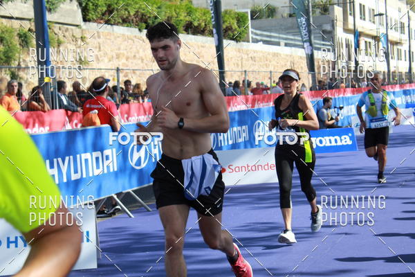 Buy your photos of the eventMeia Maratona Porto 2019 on Fotop
