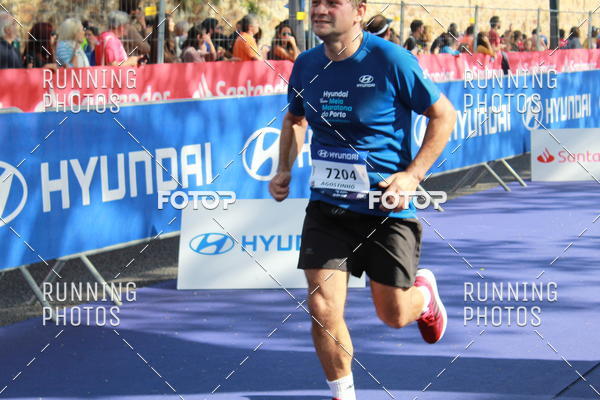 Buy your photos of the eventMeia Maratona Porto 2019 on Fotop