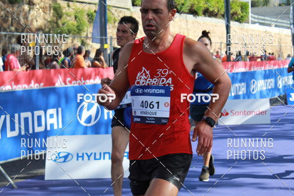 Buy your photos of the eventMeia Maratona Porto 2019 on Fotop