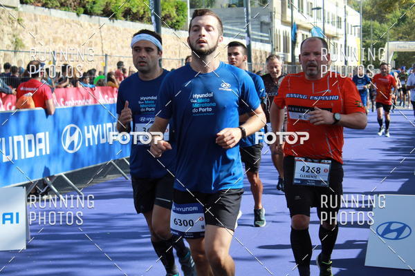Buy your photos of the eventMeia Maratona Porto 2019 on Fotop