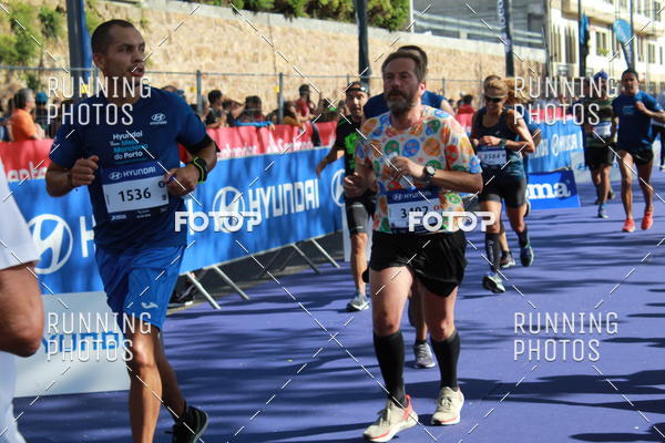 Buy your photos of the eventMeia Maratona Porto 2019 on Fotop