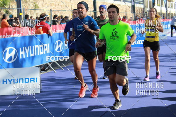 Buy your photos of the eventMeia Maratona Porto 2019 on Fotop