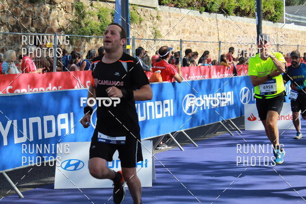 Buy your photos of the eventMeia Maratona Porto 2019 on Fotop