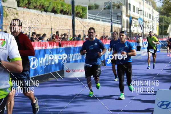 Buy your photos of the eventMeia Maratona Porto 2019 on Fotop