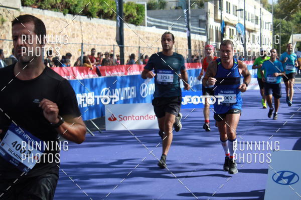 Buy your photos of the eventMeia Maratona Porto 2019 on Fotop