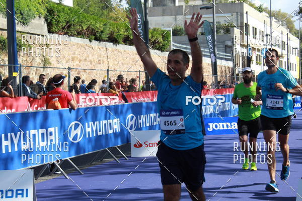 Buy your photos of the eventMeia Maratona Porto 2019 on Fotop