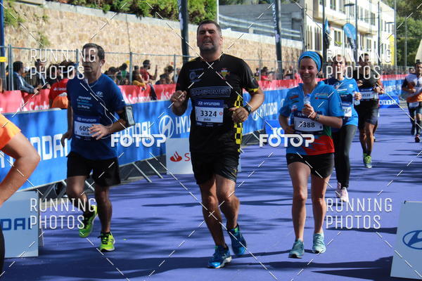 Buy your photos of the eventMeia Maratona Porto 2019 on Fotop