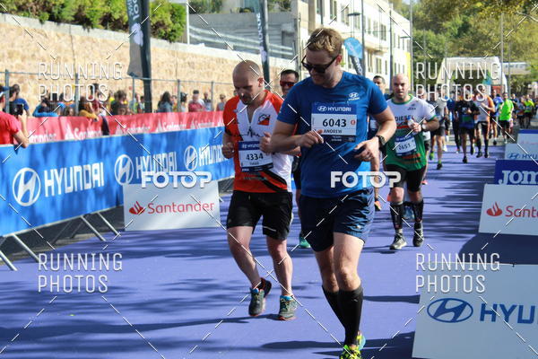 Buy your photos of the eventMeia Maratona Porto 2019 on Fotop