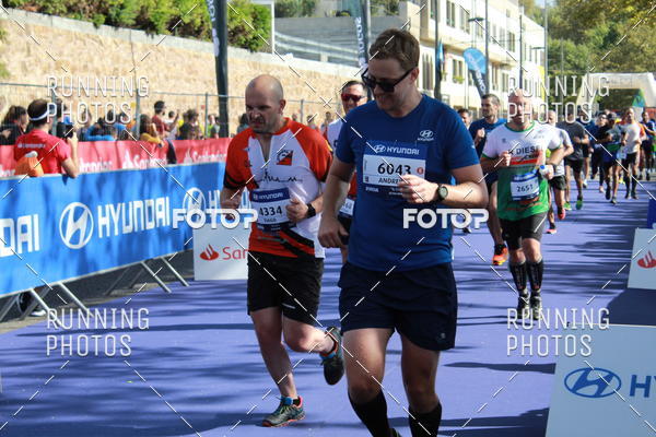 Buy your photos of the eventMeia Maratona Porto 2019 on Fotop