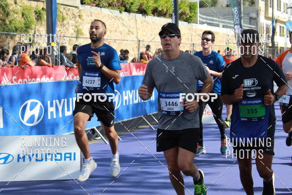 Buy your photos of the eventMeia Maratona Porto 2019 on Fotop