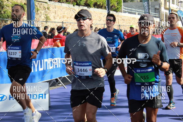 Buy your photos of the eventMeia Maratona Porto 2019 on Fotop