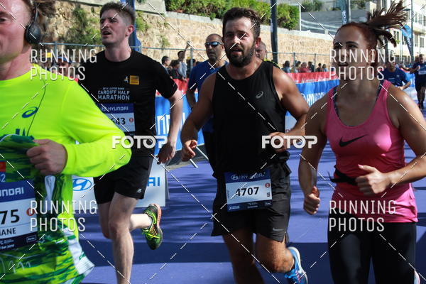 Buy your photos of the eventMeia Maratona Porto 2019 on Fotop