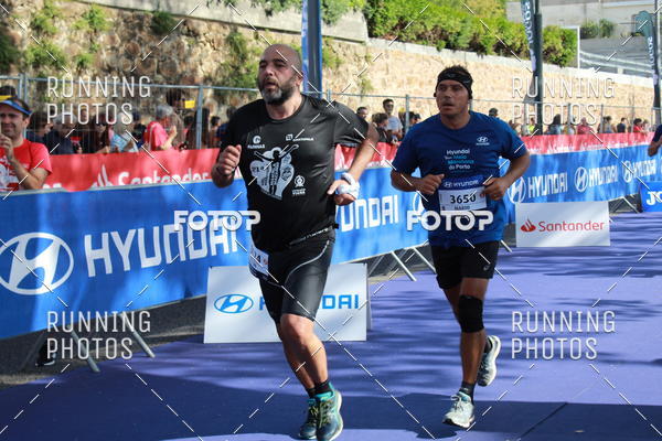 Buy your photos of the eventMeia Maratona Porto 2019 on Fotop