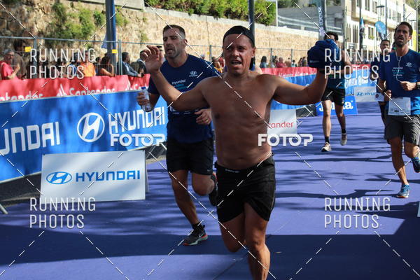 Buy your photos of the eventMeia Maratona Porto 2019 on Fotop