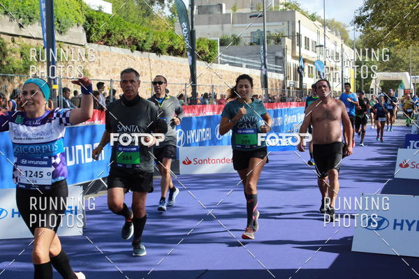 Buy your photos of the eventMeia Maratona Porto 2019 on Fotop
