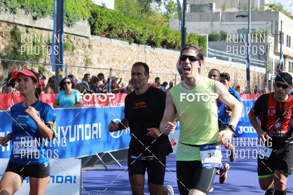 Buy your photos of the eventMeia Maratona Porto 2019 on Fotop