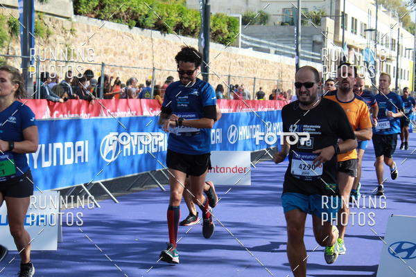 Buy your photos of the eventMeia Maratona Porto 2019 on Fotop