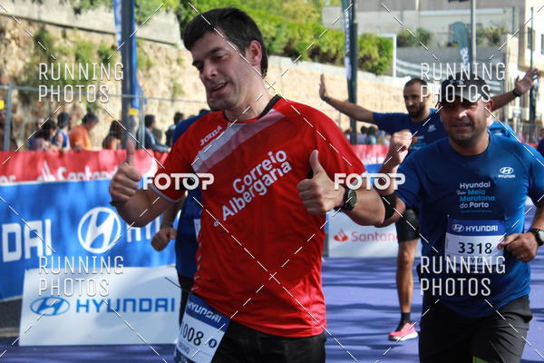 Buy your photos of the eventMeia Maratona Porto 2019 on Fotop