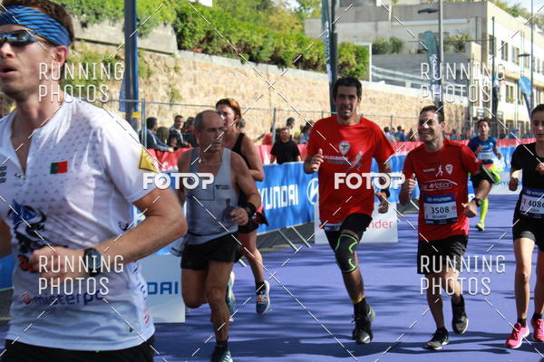 Buy your photos of the eventMeia Maratona Porto 2019 on Fotop