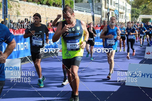 Buy your photos of the eventMeia Maratona Porto 2019 on Fotop