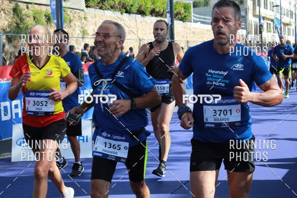 Buy your photos of the eventMeia Maratona Porto 2019 on Fotop