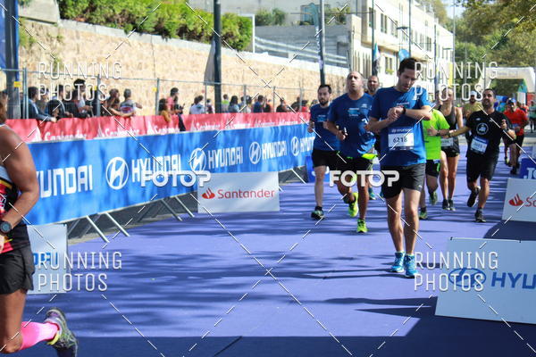 Buy your photos of the eventMeia Maratona Porto 2019 on Fotop