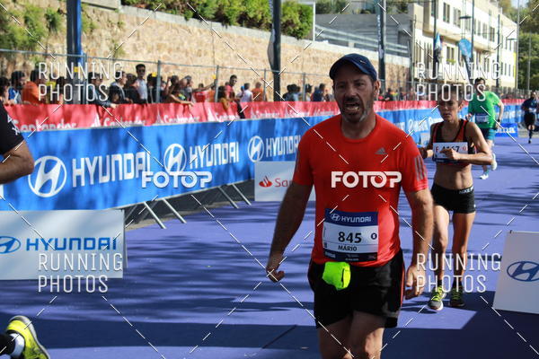 Buy your photos of the eventMeia Maratona Porto 2019 on Fotop