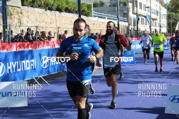 Buy your photos of the eventMeia Maratona Porto 2019 on Fotop