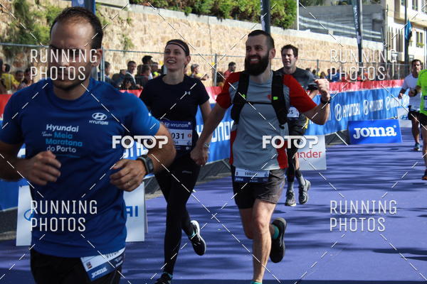 Buy your photos of the eventMeia Maratona Porto 2019 on Fotop