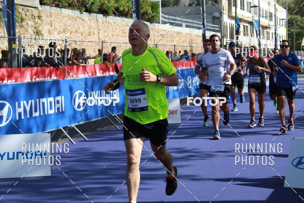 Buy your photos of the eventMeia Maratona Porto 2019 on Fotop