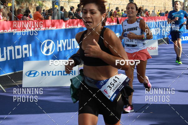 Buy your photos of the eventMeia Maratona Porto 2019 on Fotop