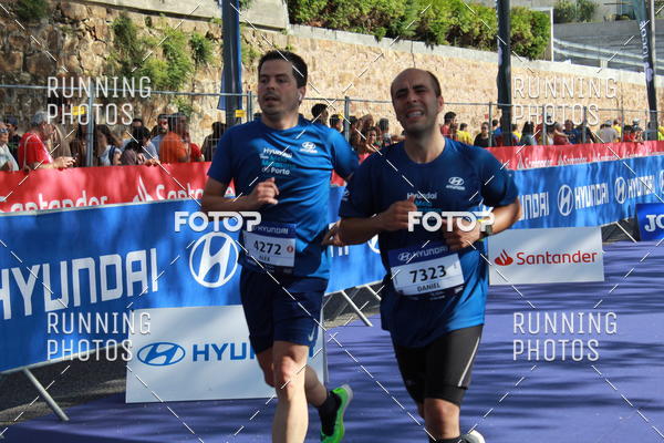 Buy your photos of the eventMeia Maratona Porto 2019 on Fotop