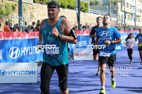 Buy your photos of the eventMeia Maratona Porto 2019 on Fotop