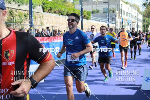 Buy your photos of the eventMeia Maratona Porto 2019 on Fotop