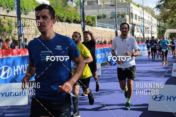 Buy your photos of the eventMeia Maratona Porto 2019 on Fotop
