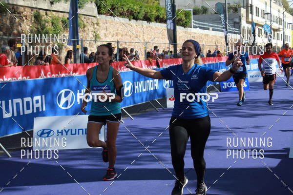 Buy your photos of the eventMeia Maratona Porto 2019 on Fotop