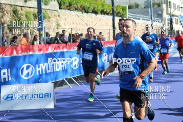 Buy your photos of the eventMeia Maratona Porto 2019 on Fotop