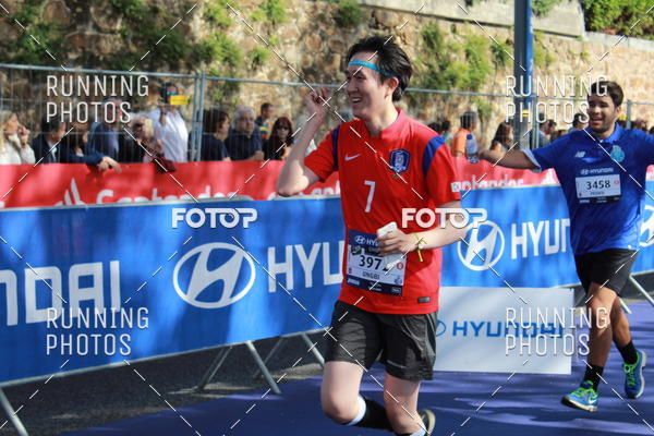 Buy your photos of the eventMeia Maratona Porto 2019 on Fotop