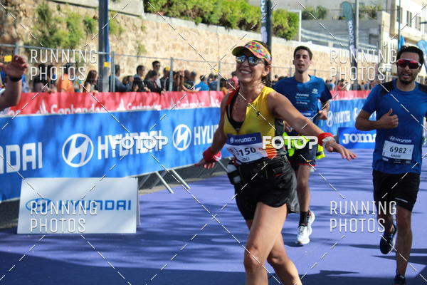 Buy your photos of the eventMeia Maratona Porto 2019 on Fotop