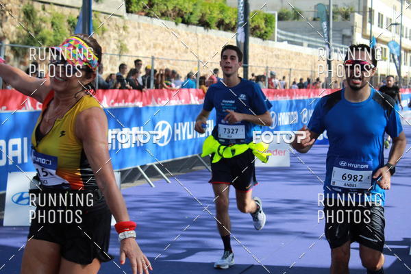 Buy your photos of the eventMeia Maratona Porto 2019 on Fotop