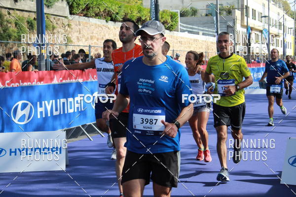 Buy your photos of the eventMeia Maratona Porto 2019 on Fotop