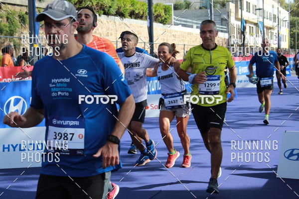 Buy your photos of the eventMeia Maratona Porto 2019 on Fotop