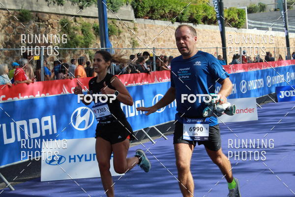 Buy your photos of the eventMeia Maratona Porto 2019 on Fotop